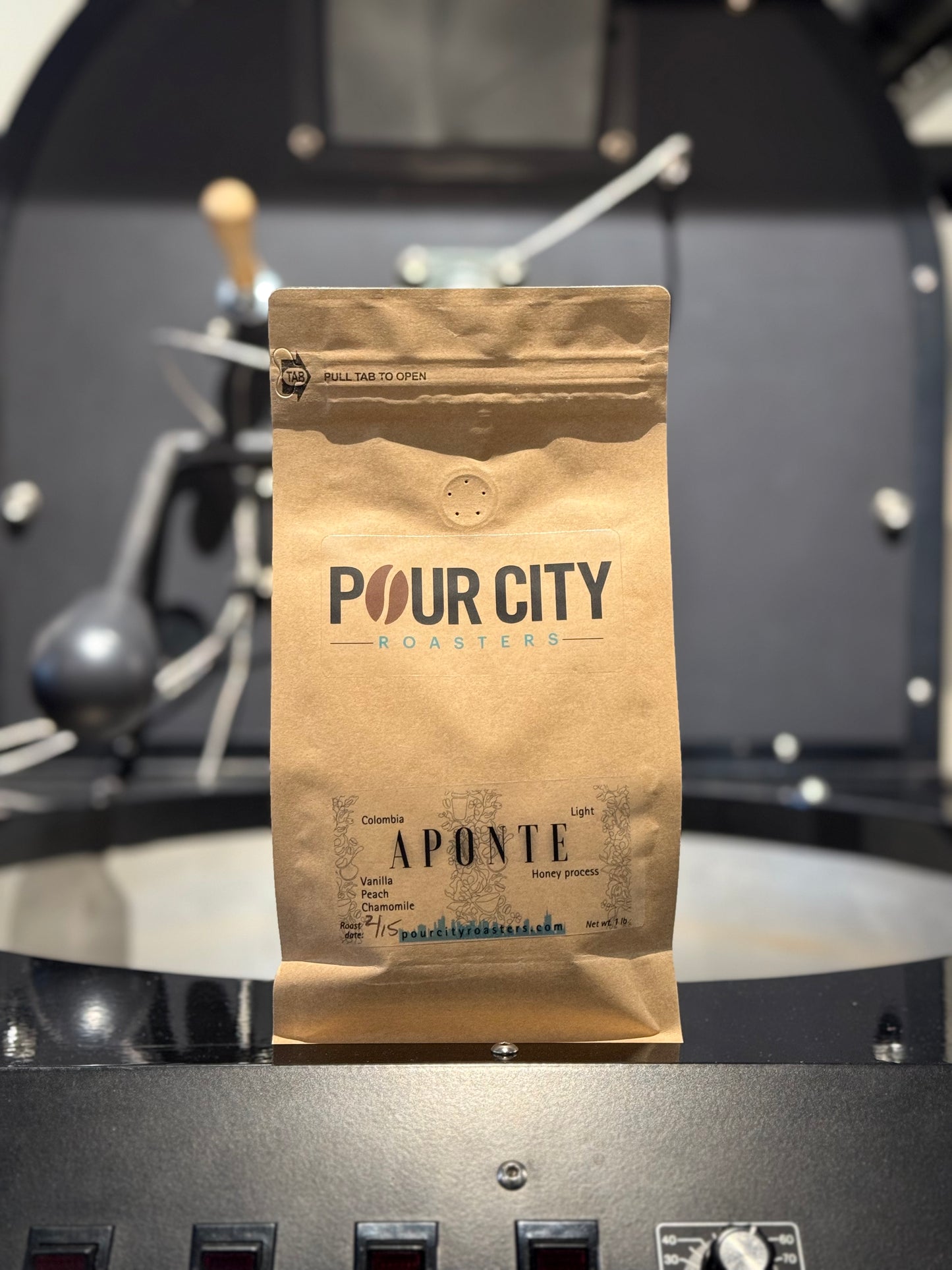 Aponte - Light Roast Whole Bean Coffee